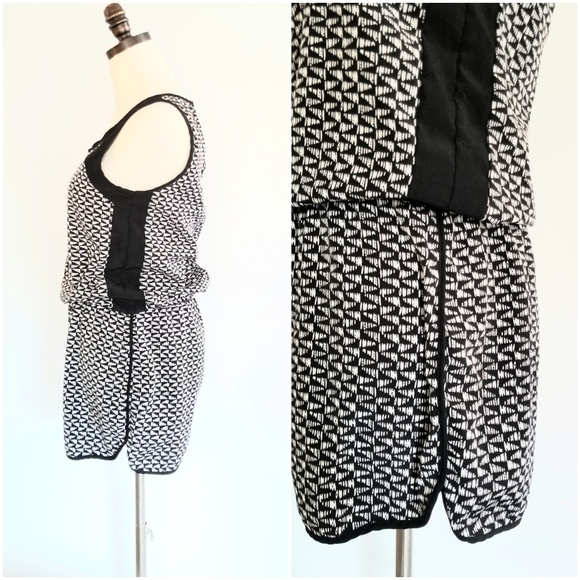 Paper Crane Black&White Sleeveless Rompers, Small - Picture 2 of 9